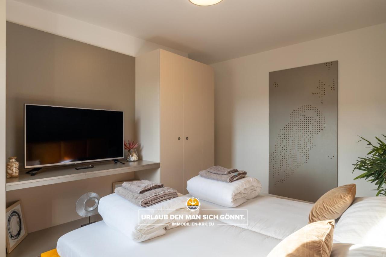 Apartment Panorama Deluxe in Malinska Bagian luar foto