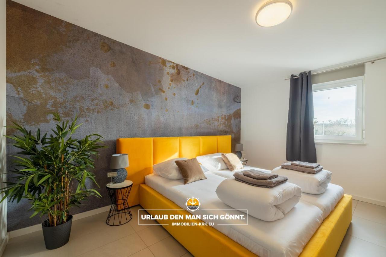 Apartment Panorama Deluxe in Malinska Bagian luar foto